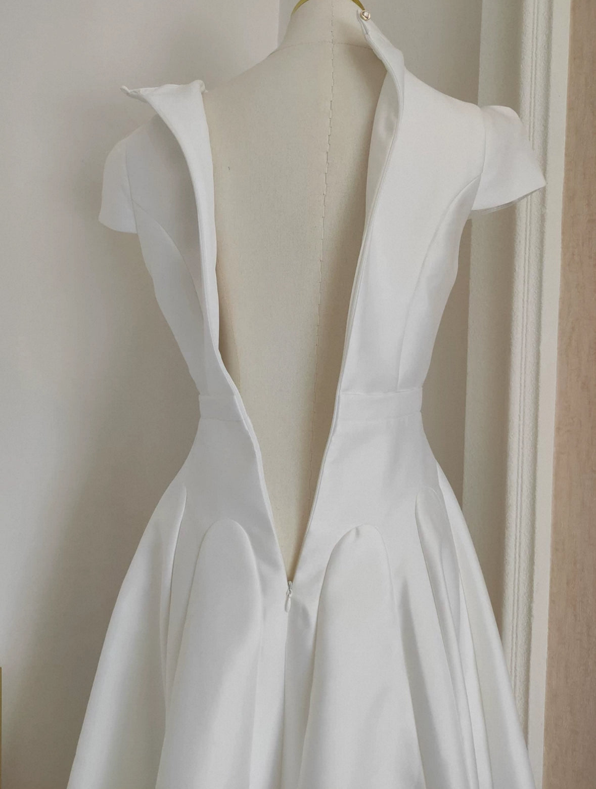 Renée Vintage Pleated Midi Dress