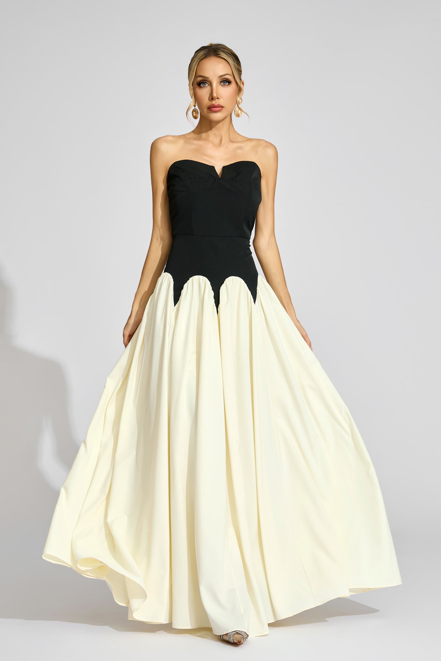 Étoile Noir Gown