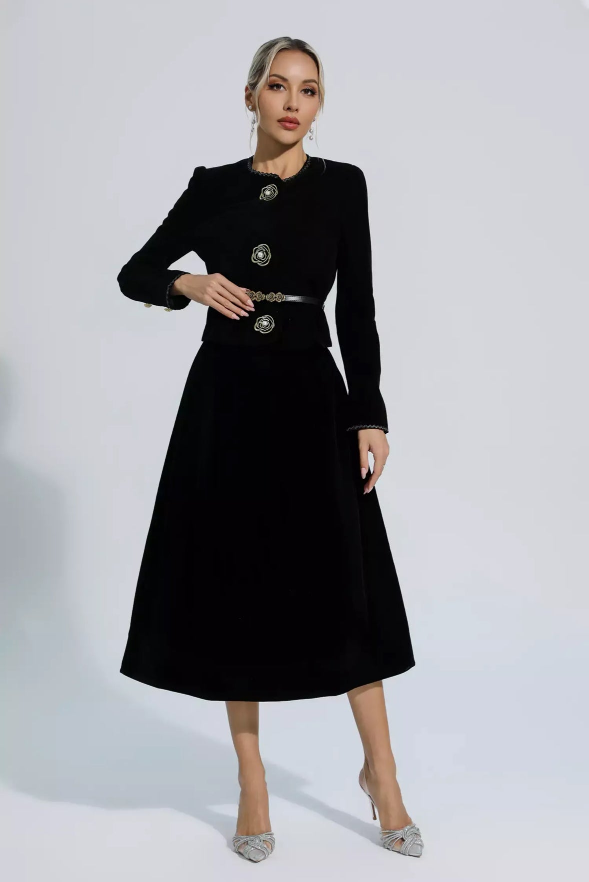 Flower buttons woolen blazer & skirt set