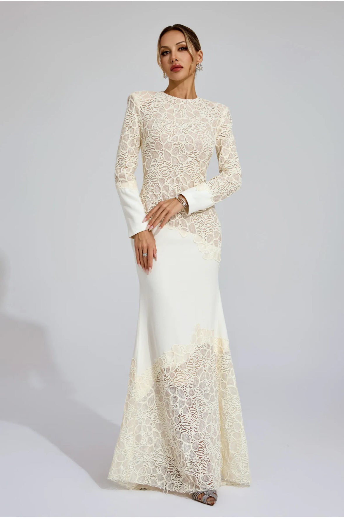 Élise lace maxi Dress