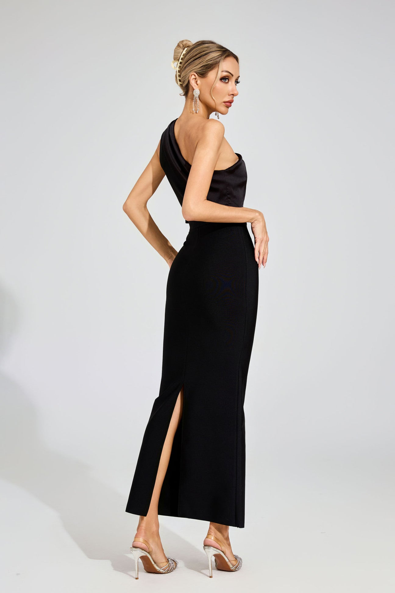 Élise Draped One-Shoulder Gown