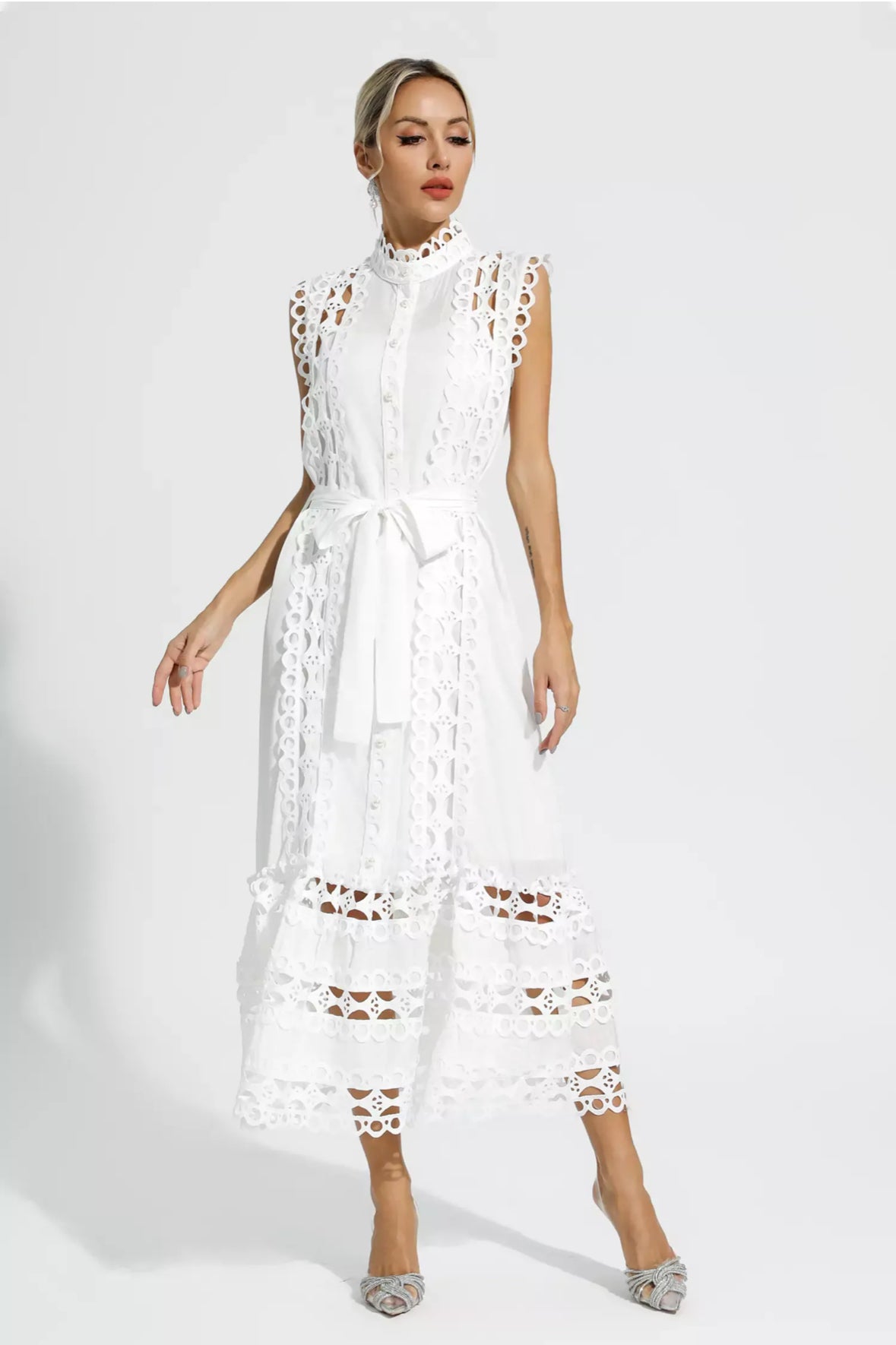 Black hollow lace maxi dress