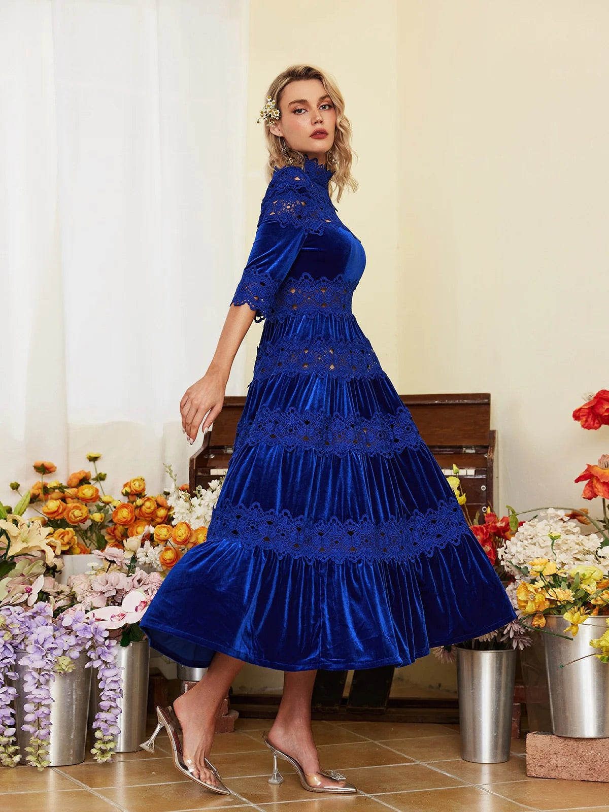 Cutout blue velvet midi dress