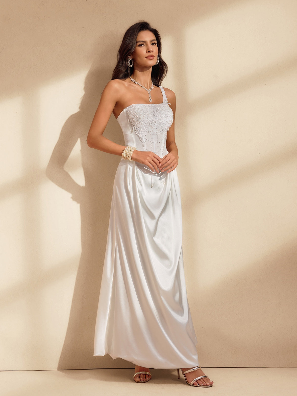 Amélie One-Shoulder Satin Gown