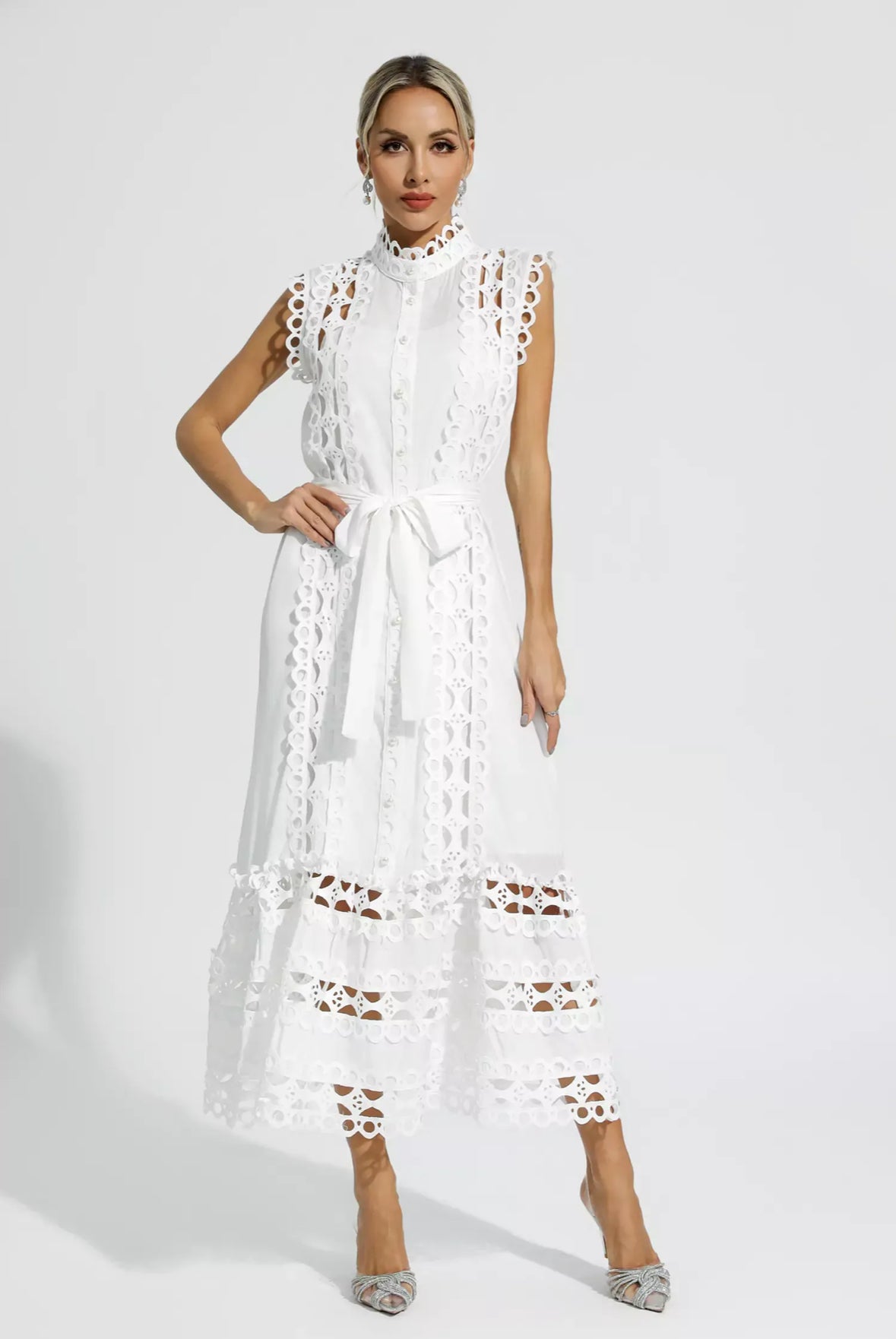 Black hollow lace maxi dress