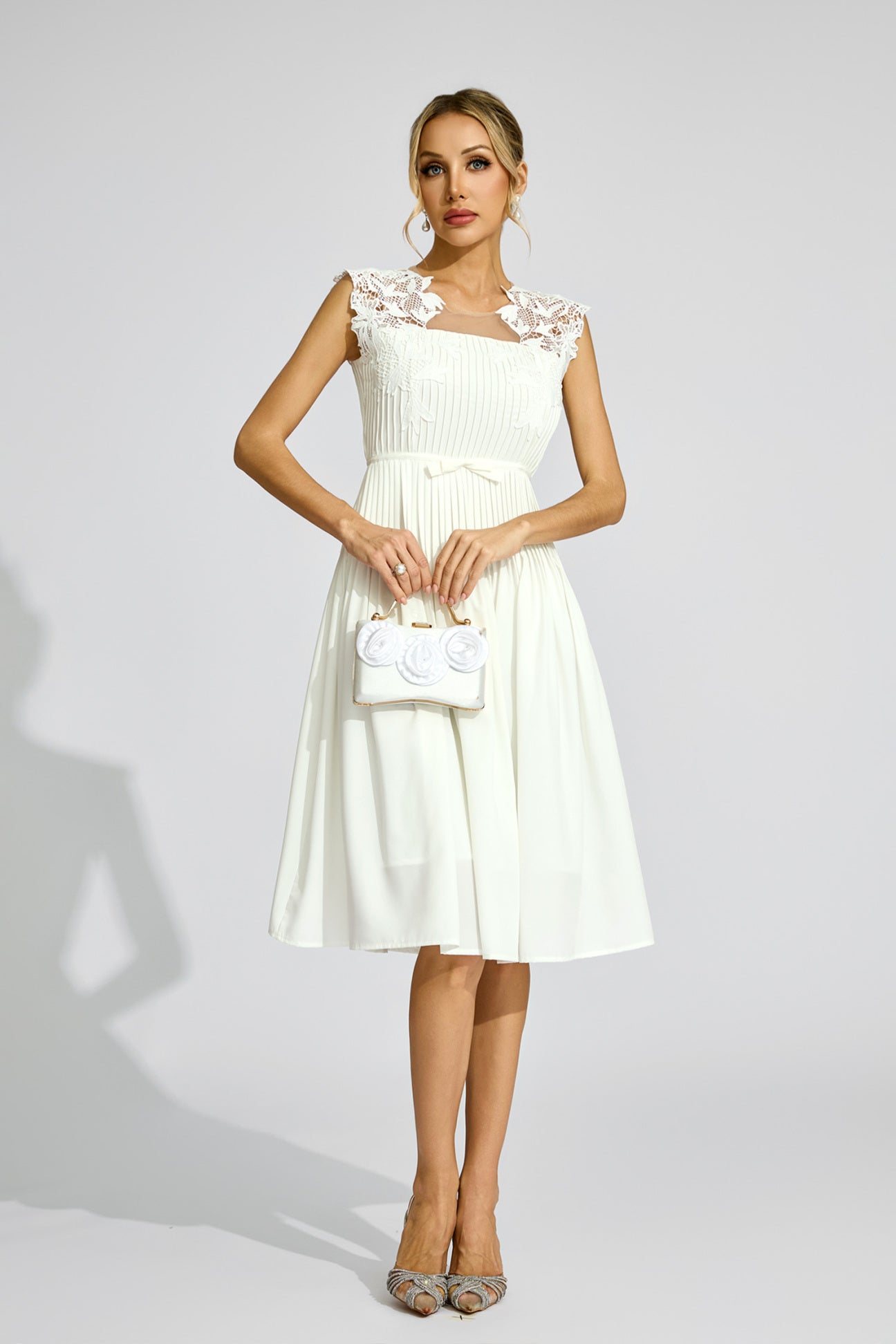 Fleur Neige Embroidered Midi Dress