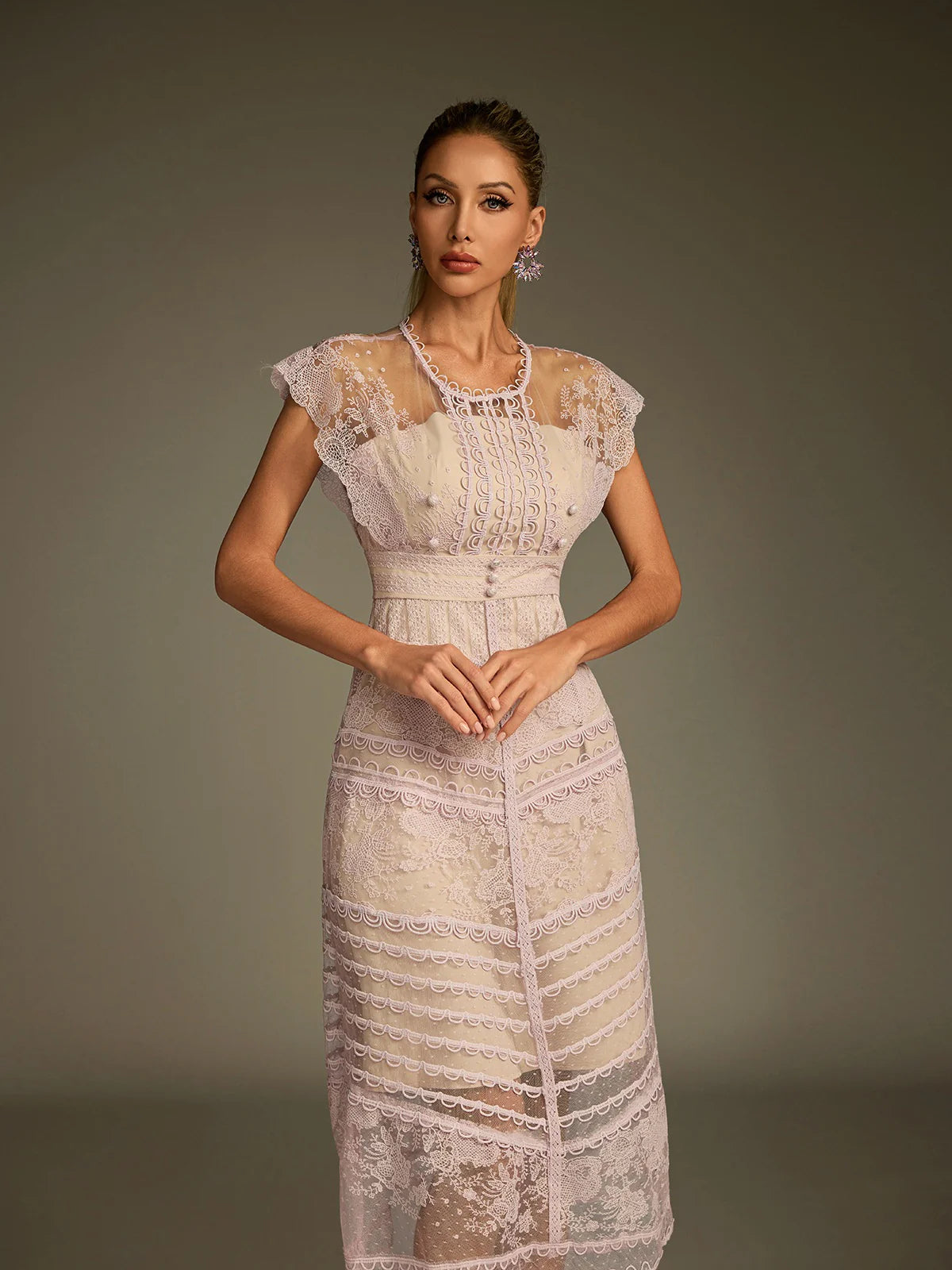 Éclat Lace Illusion Midi Dress