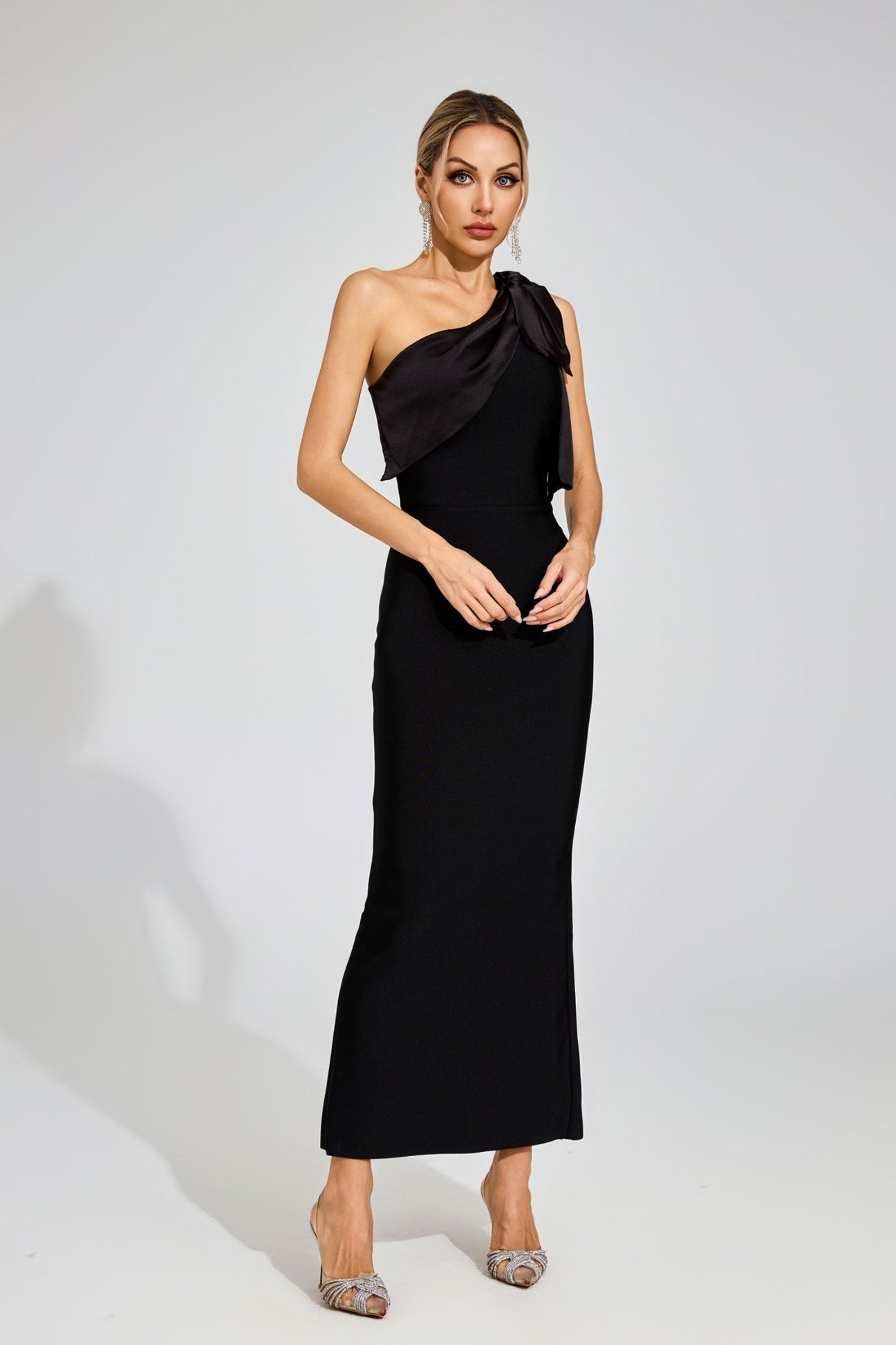 Élise Draped One-Shoulder Gown