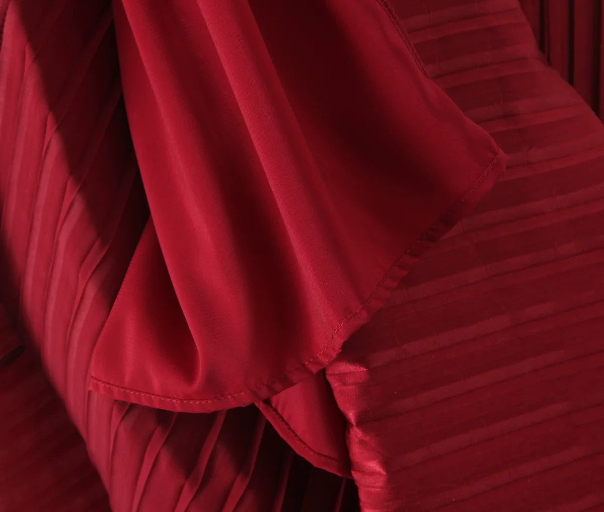 Céleste Pleated Bustier Gown - Burgundy