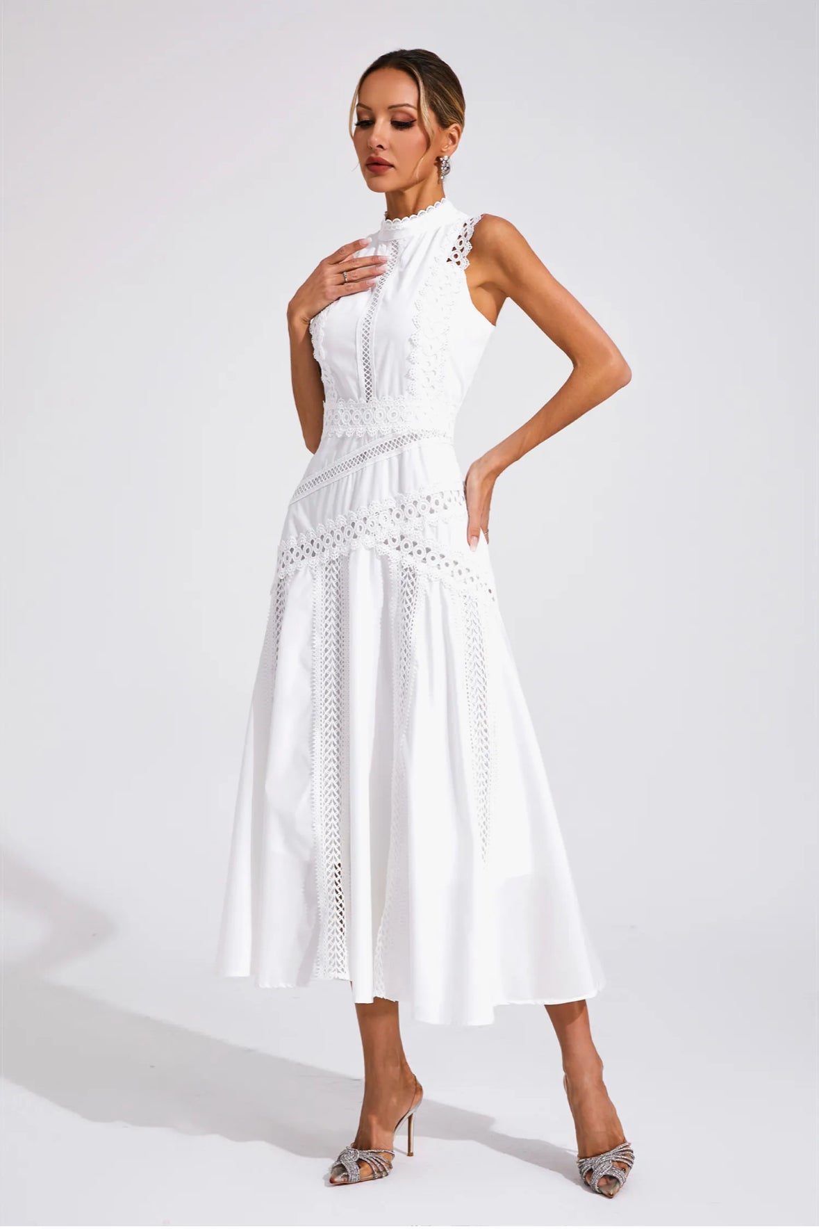 Sleeveless white maxi dress