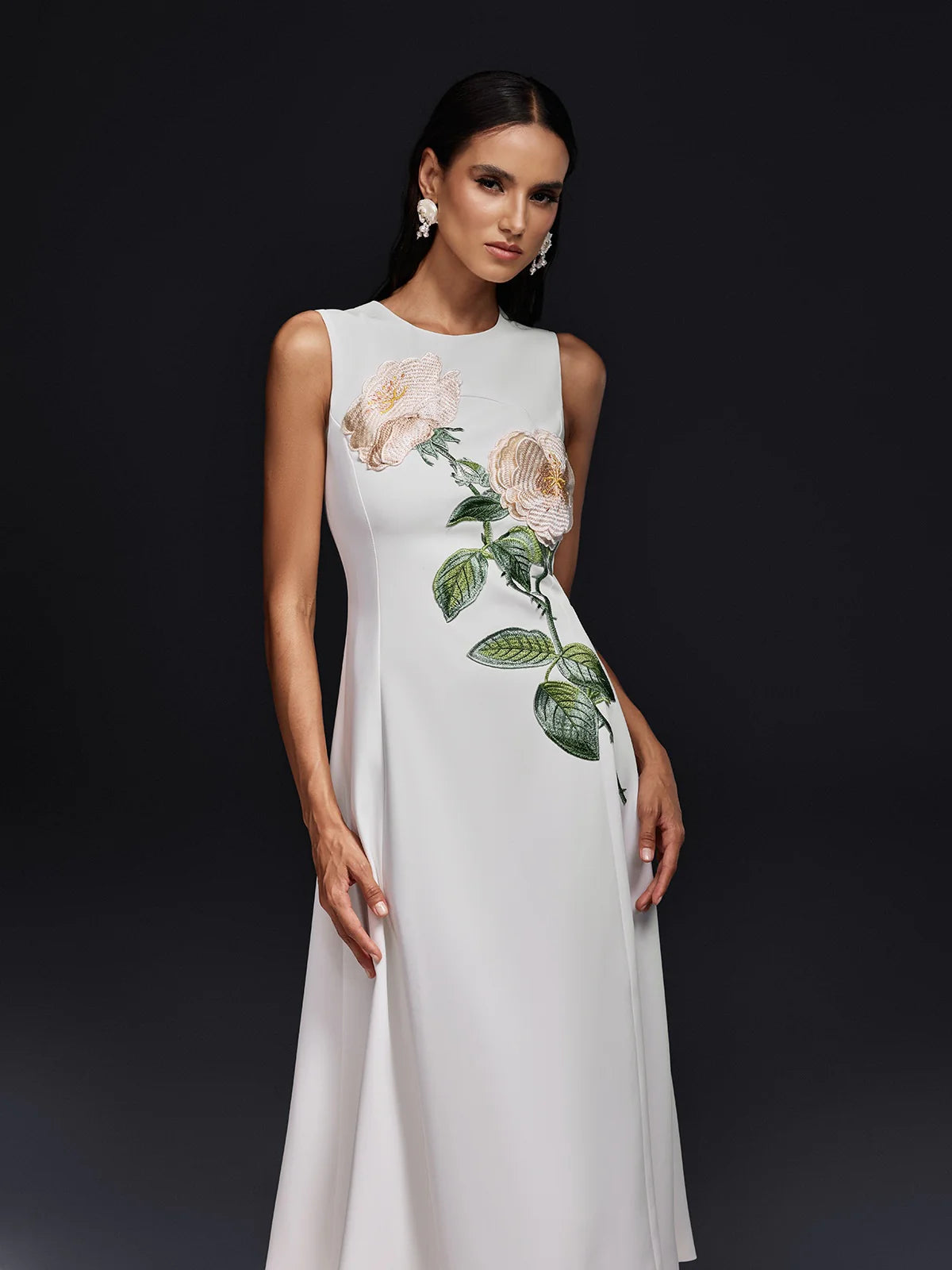 Fleur de Grâce Embroidered Midi Dress