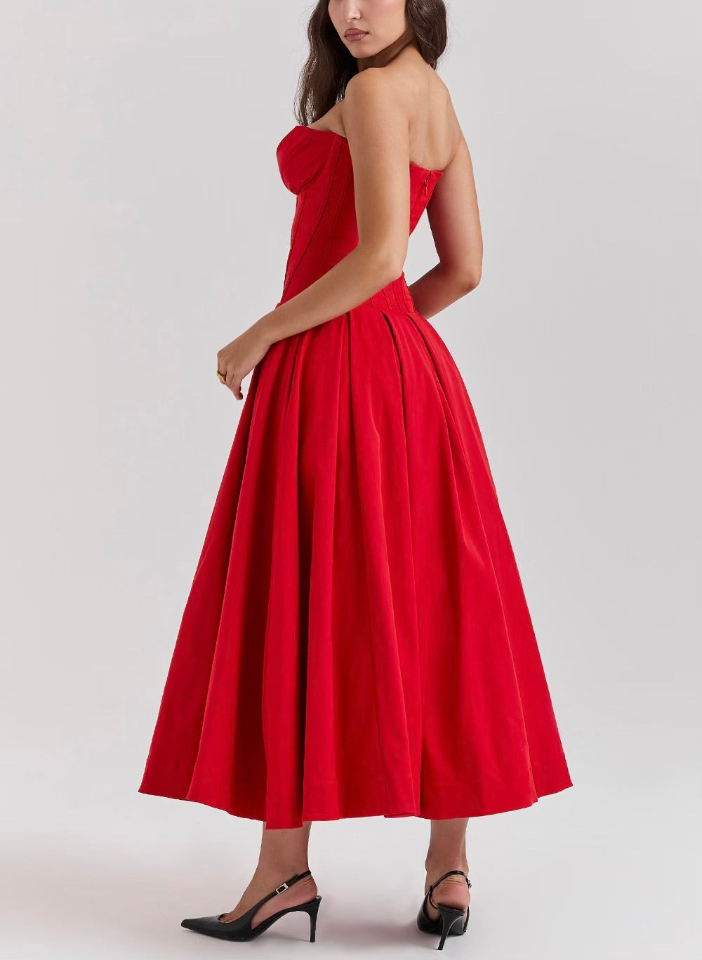 レディーストラップレスミディドレス