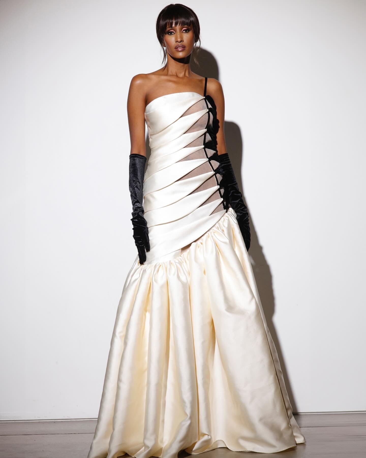 Deliré Sculpted Illusion Gown