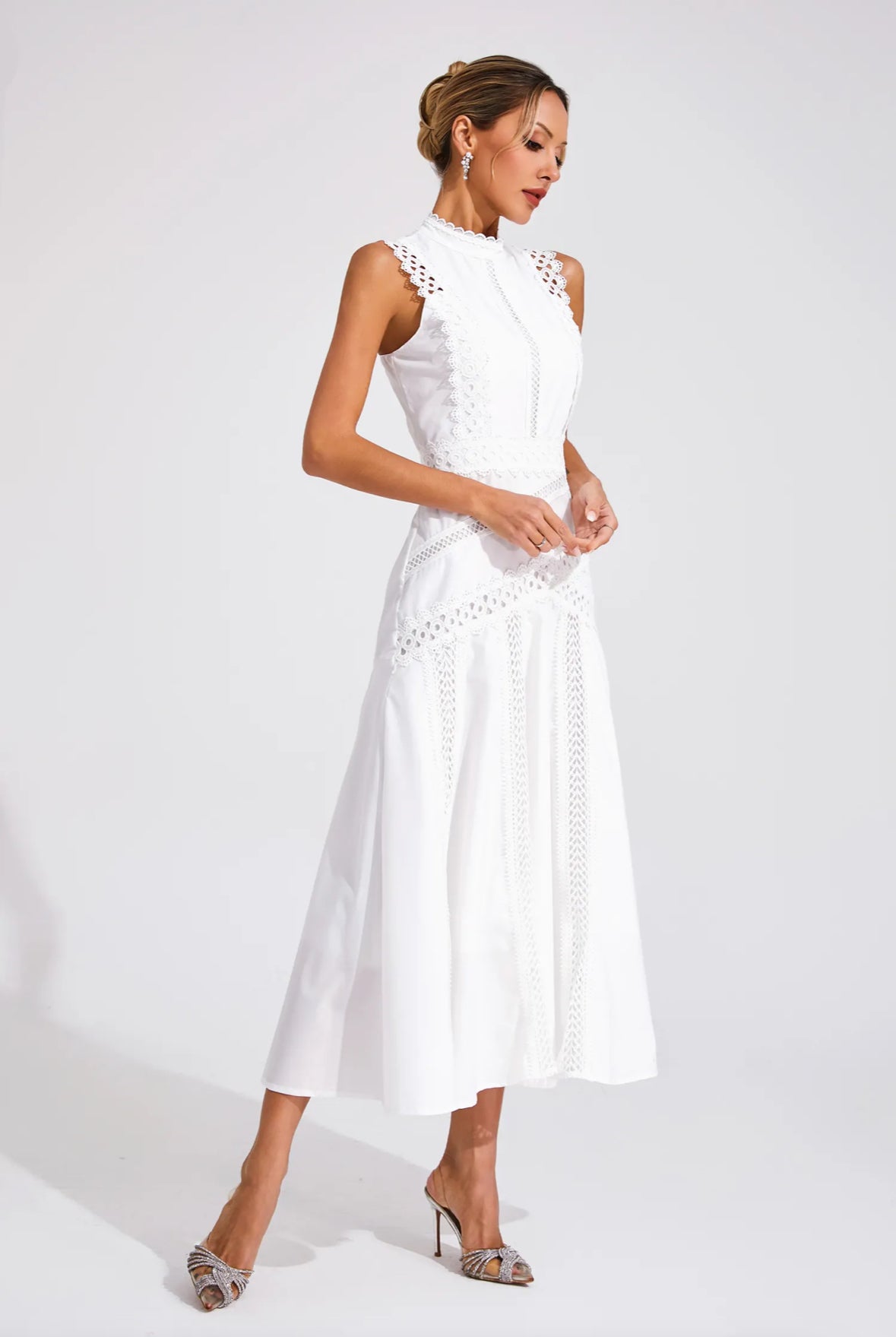 Sleeveless white maxi dress