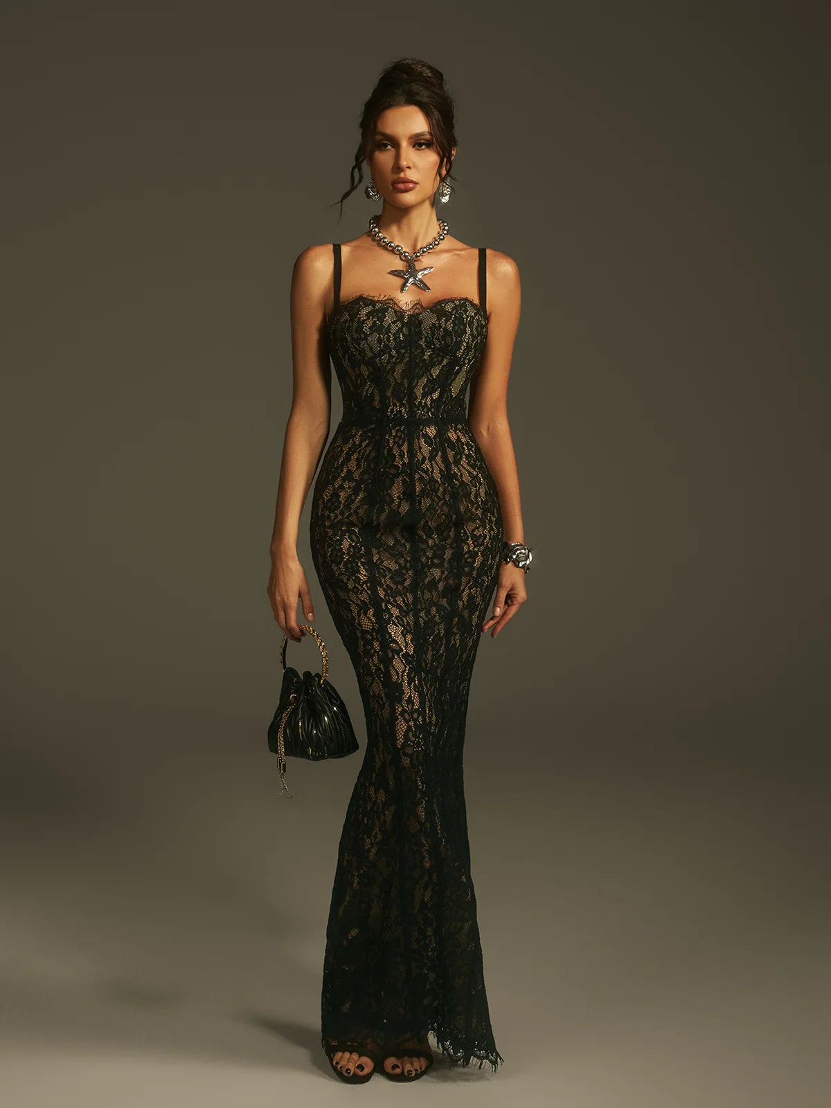 Jardin Noir Lace Gown - Black