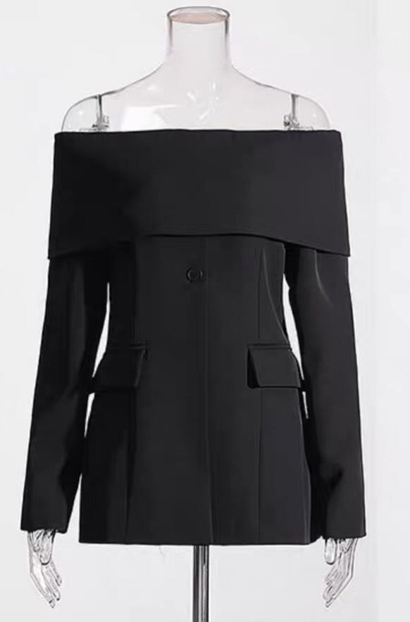 Off shoulder blazer black/white