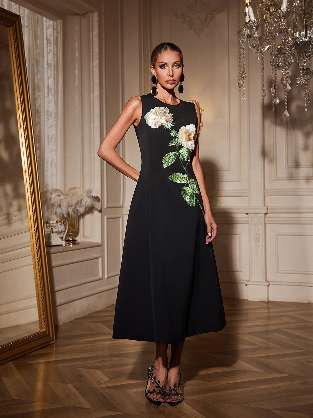 Fleur de Grâce Embroidered Midi Dress