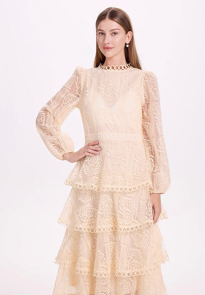 Élise Tiered Lace Maxi Dress