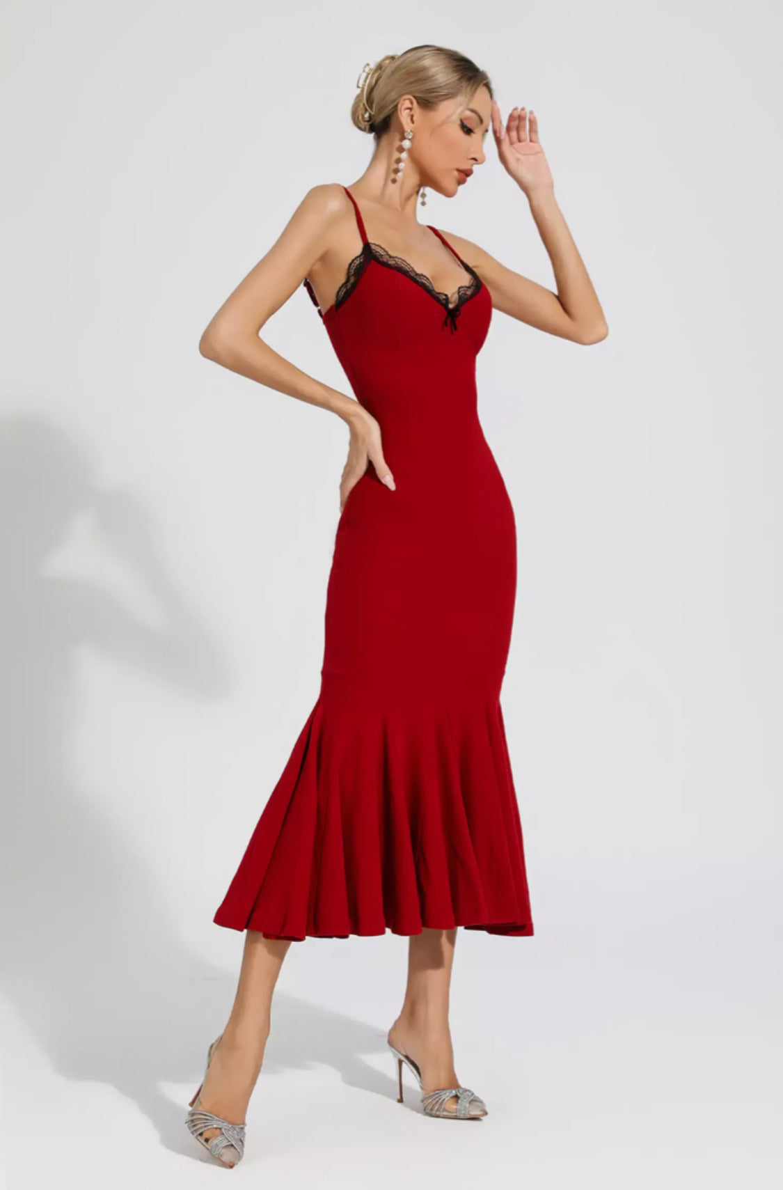 Annika red midi dress