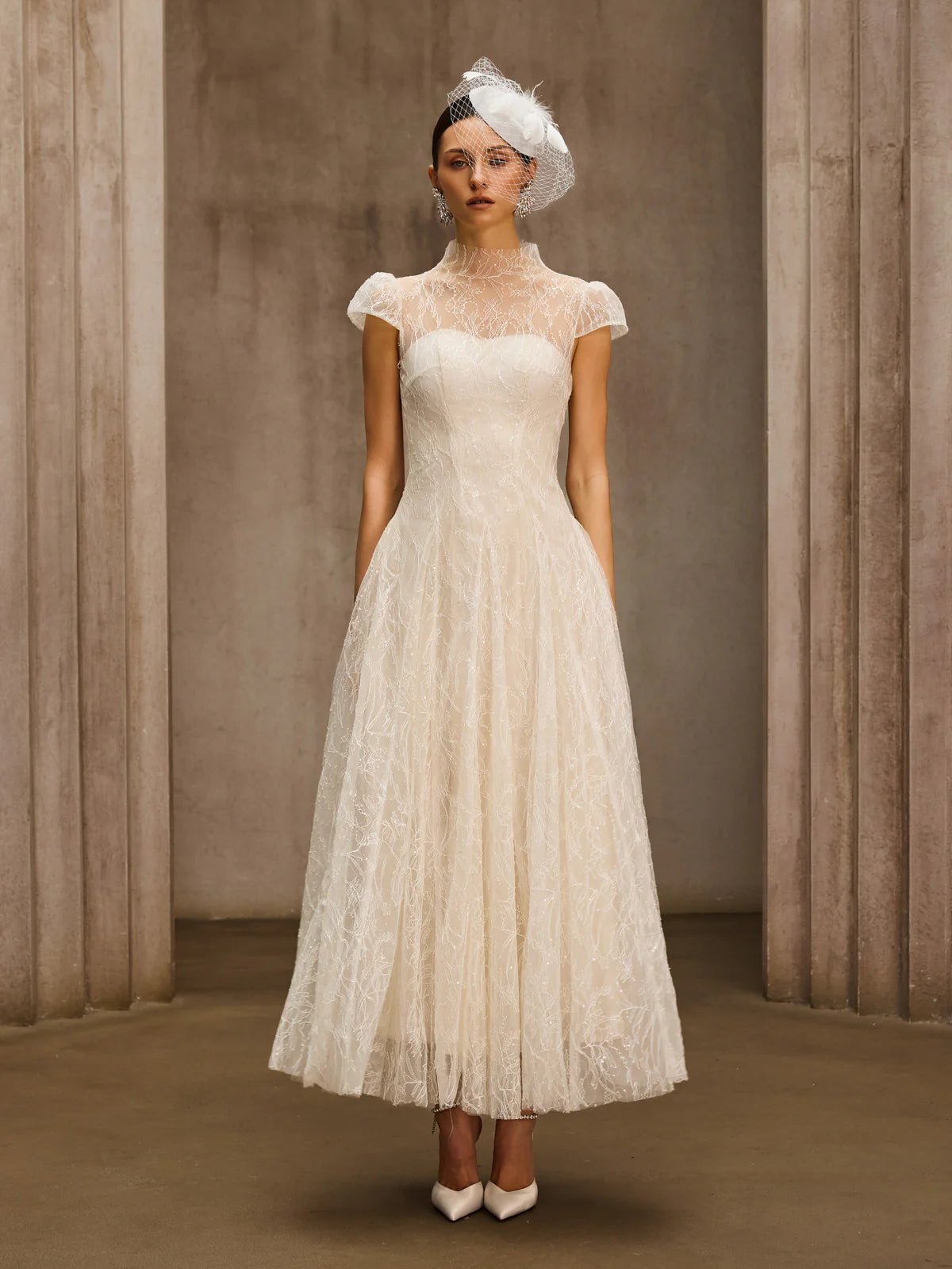 Veloria Lace Maxi Dress