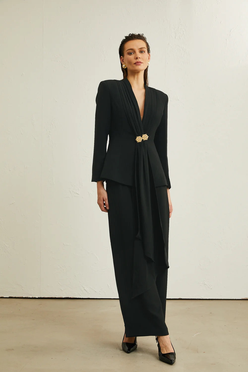 Black pleated jacket/trouser set