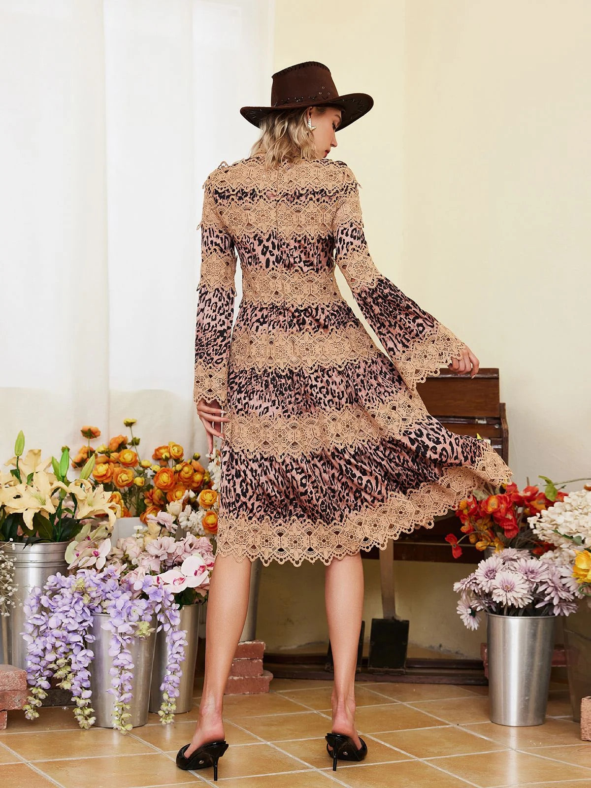 Leopard hallow lace midi dress