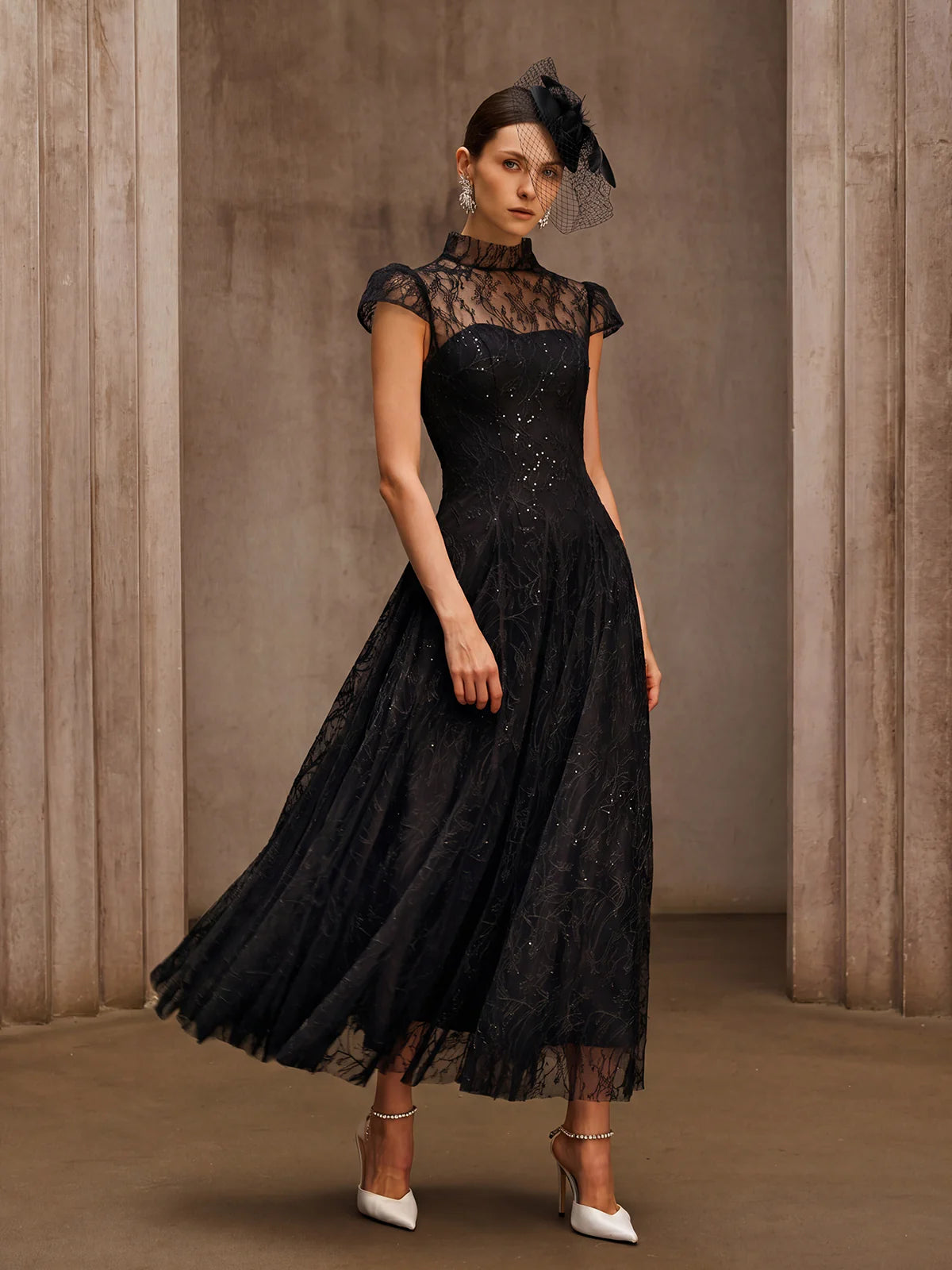 Veloria Lace Maxi Dress