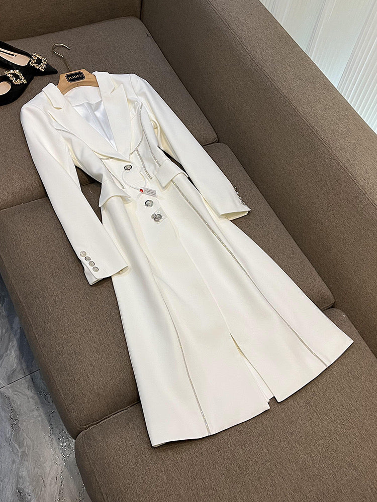 Aella white long coat (8149824143598)