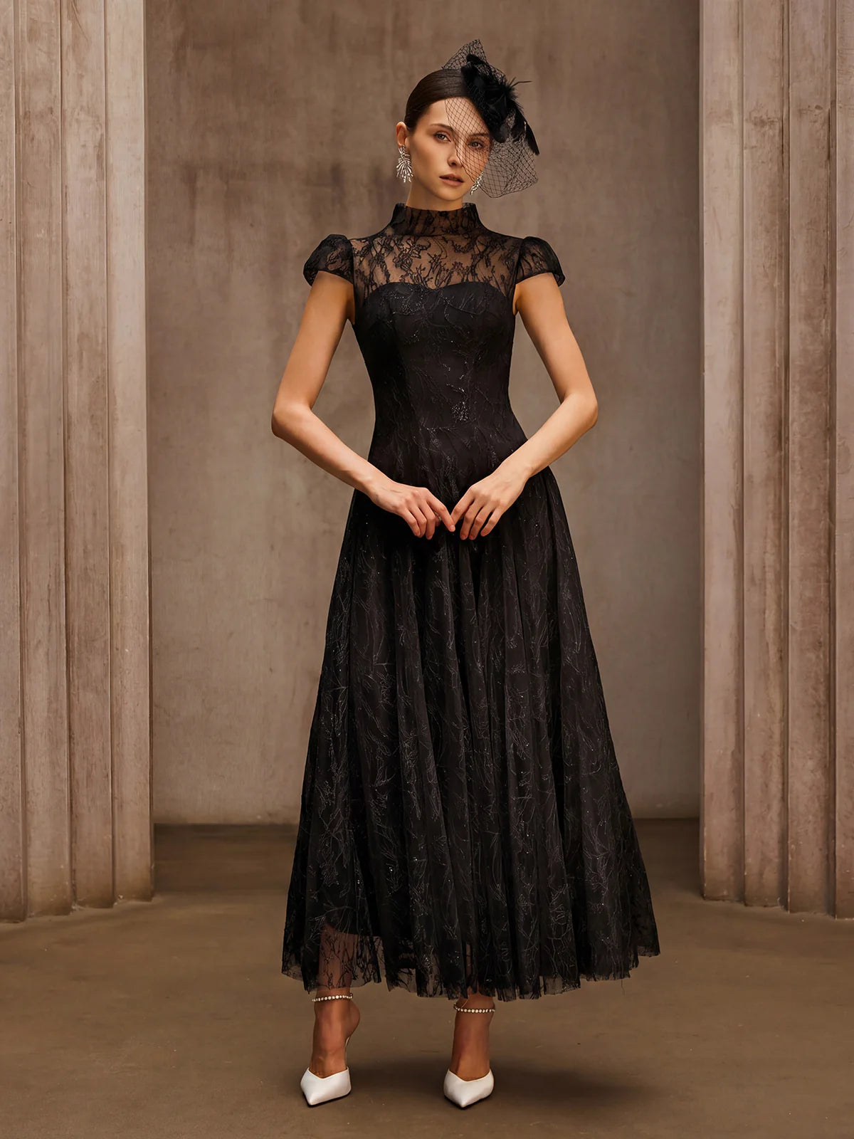 Veloria Lace Maxi Dress