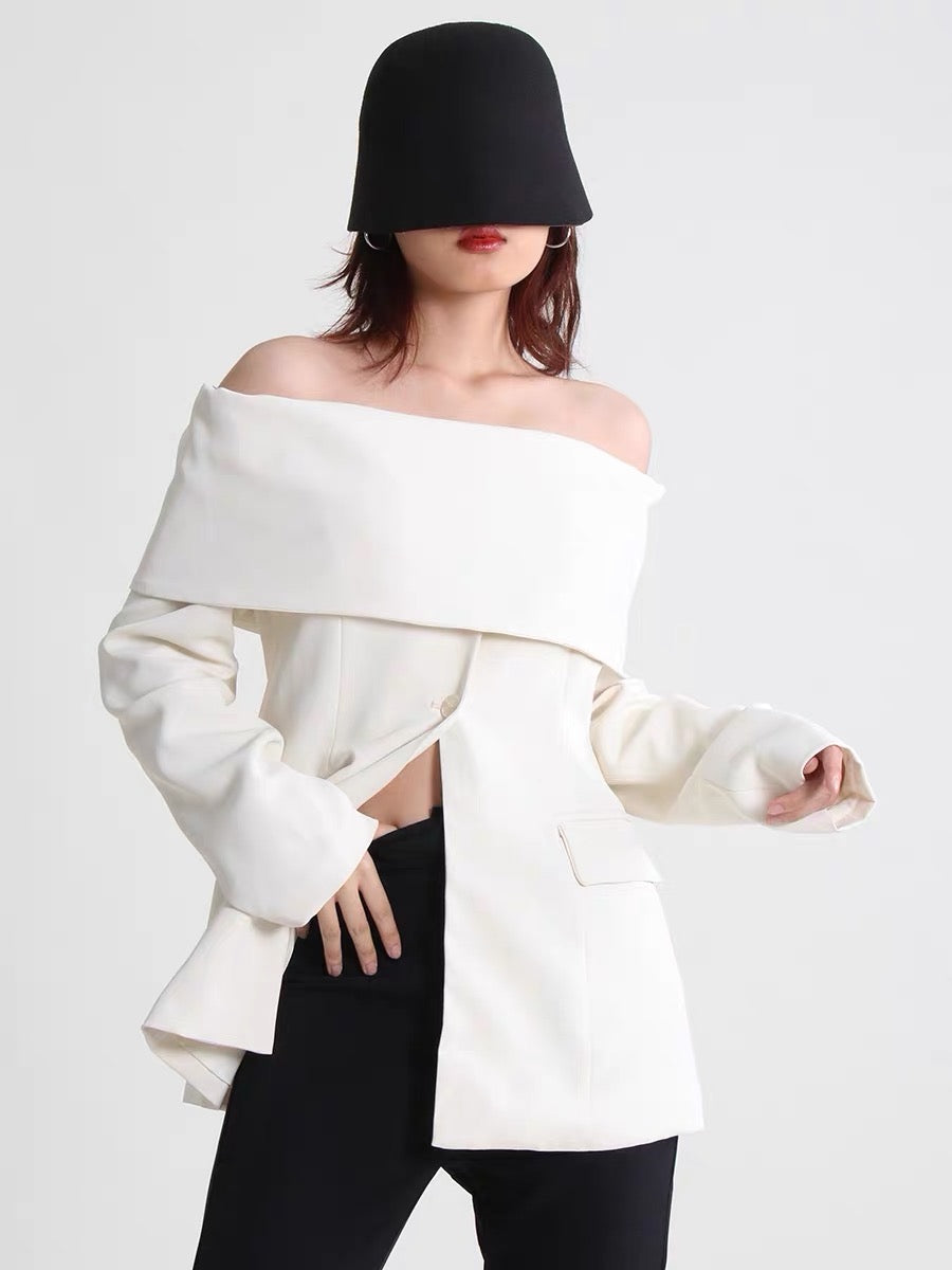 Off shoulder blazer black/white