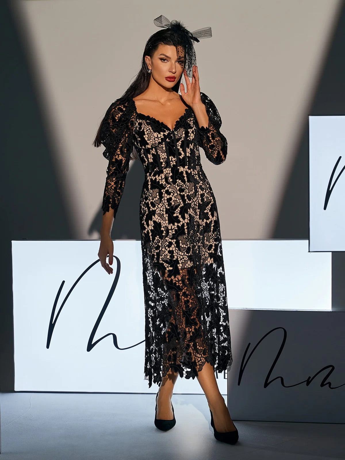 Black lace midi dress (8311235150062)