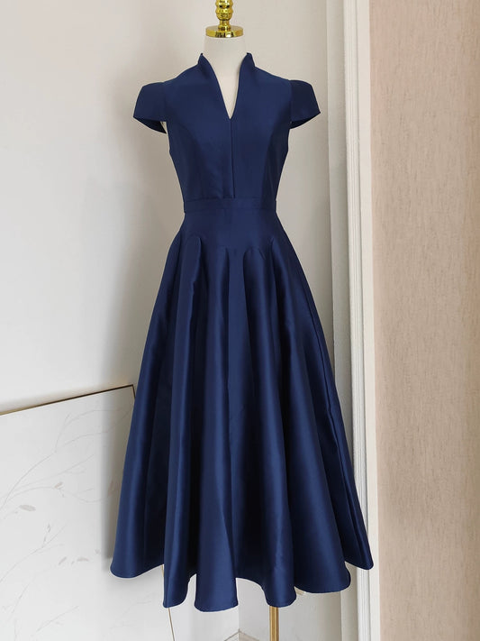 Renée Vintage Pleated Midi Dress