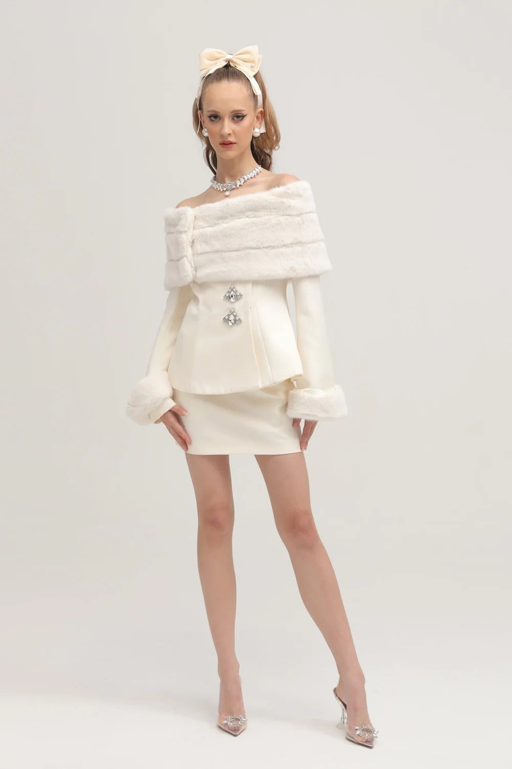 Mel fur white blazer/skirt set