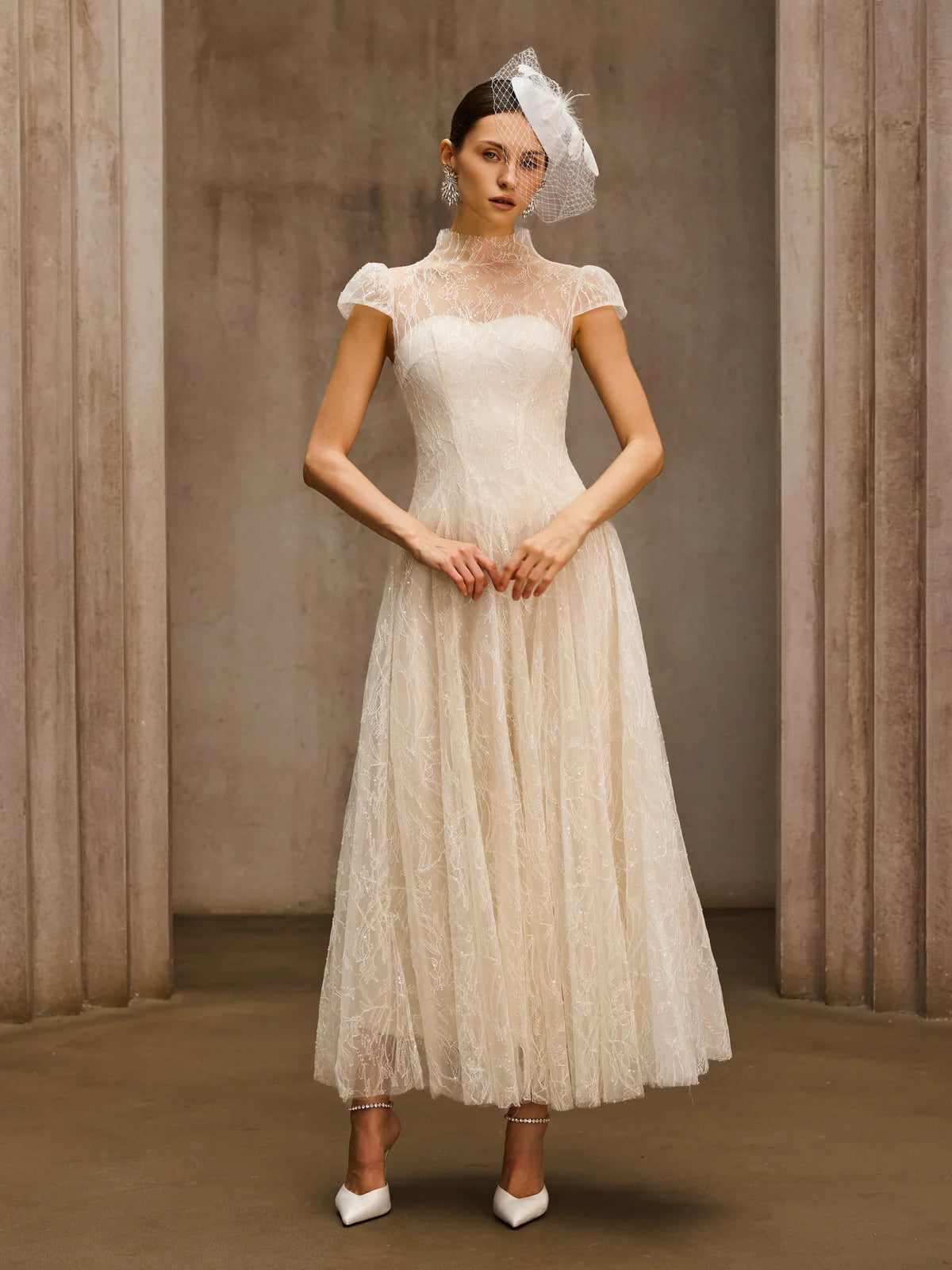 Veloria Lace Maxi Dress