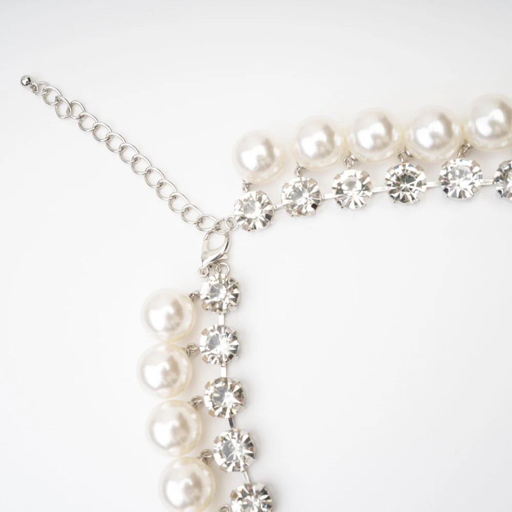 Pearls & crystals necklace